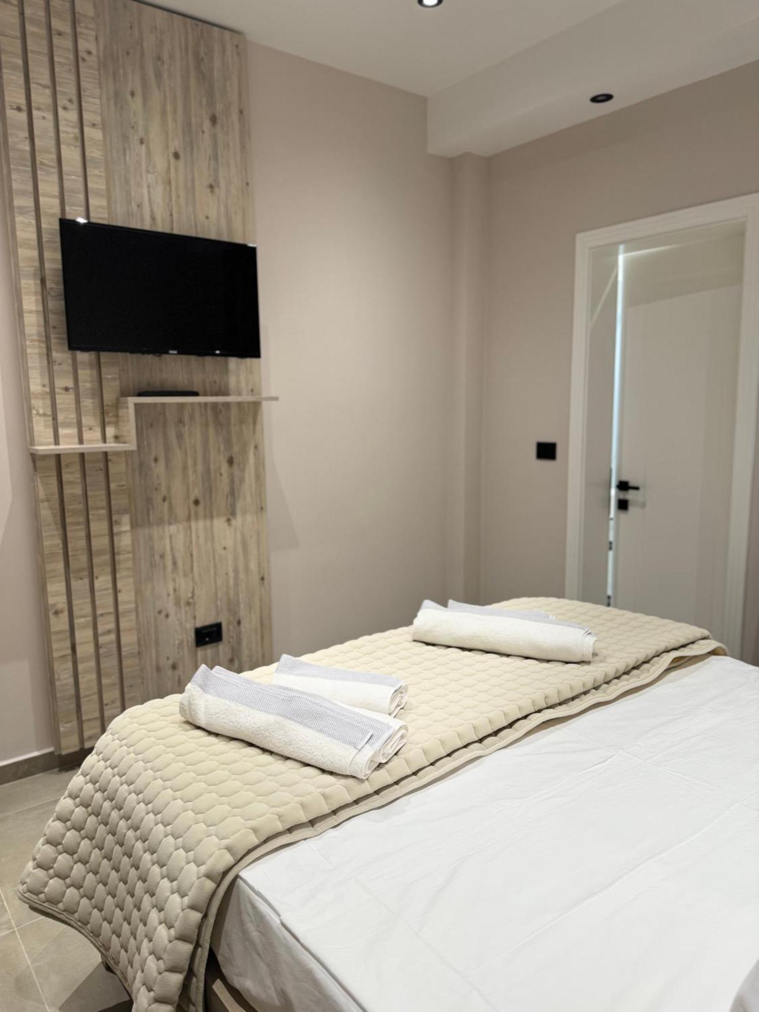Hotel Kseal Përmet Esterno foto