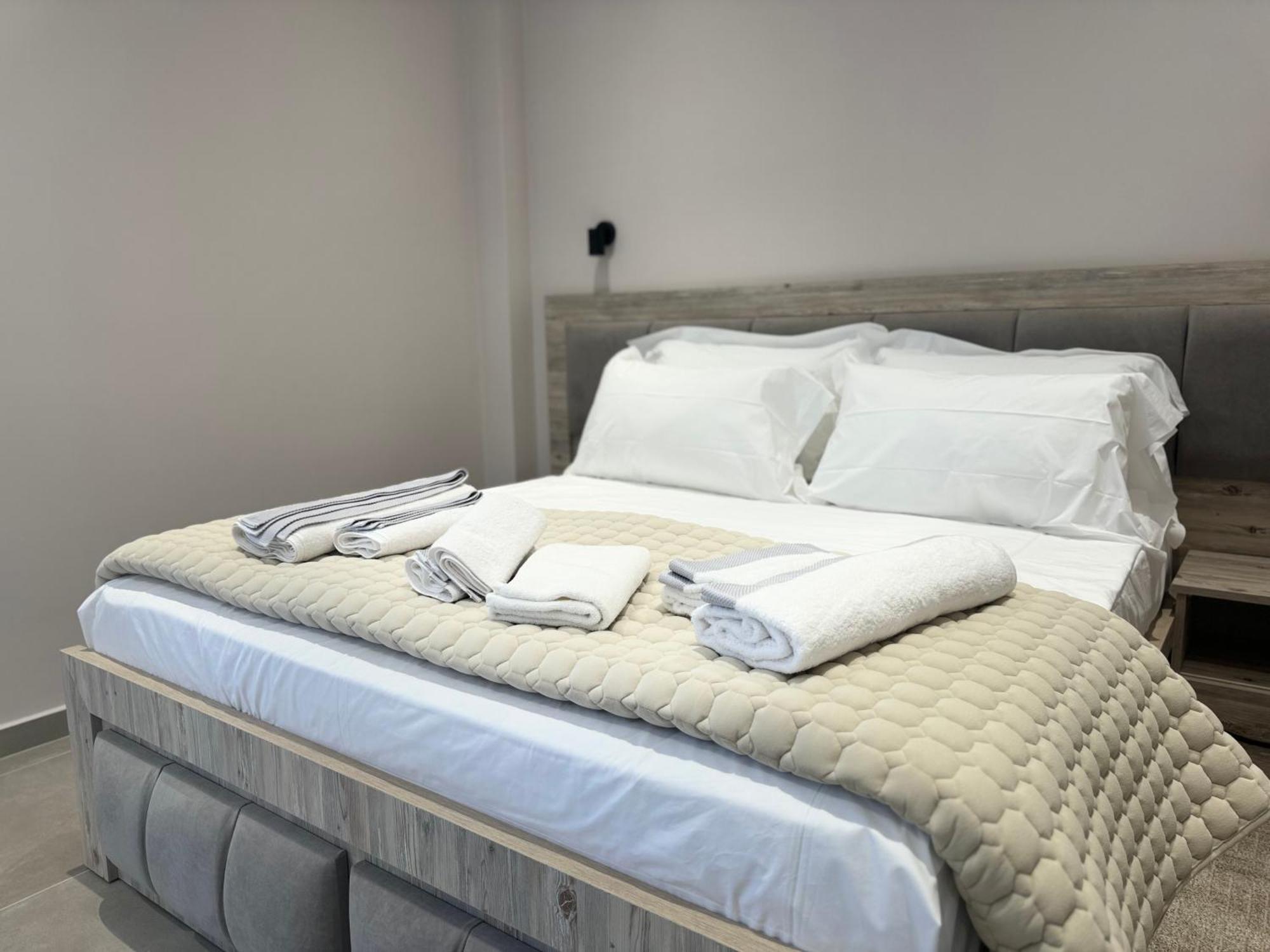 Hotel Kseal Përmet Esterno foto