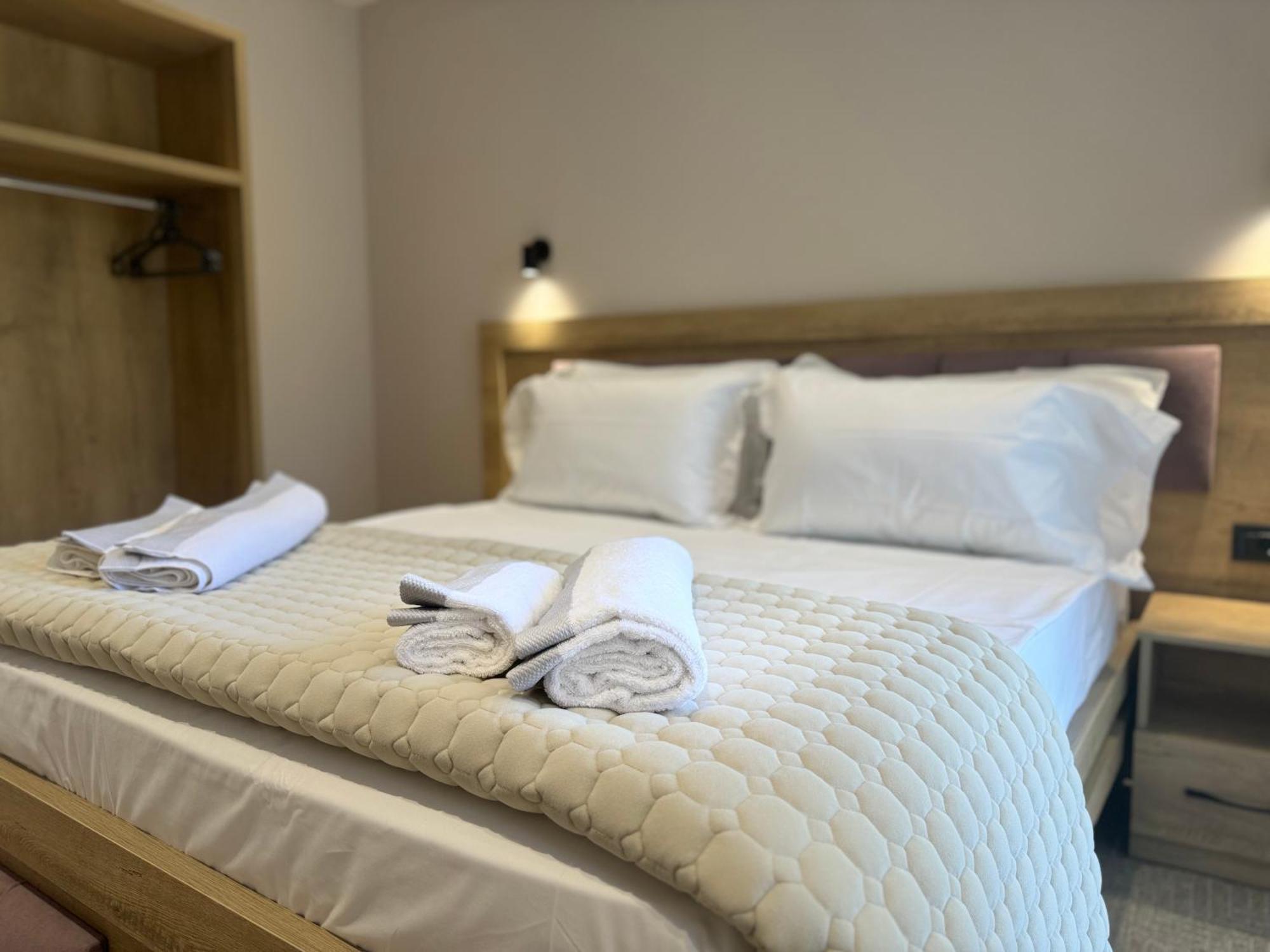 Hotel Kseal Përmet Esterno foto