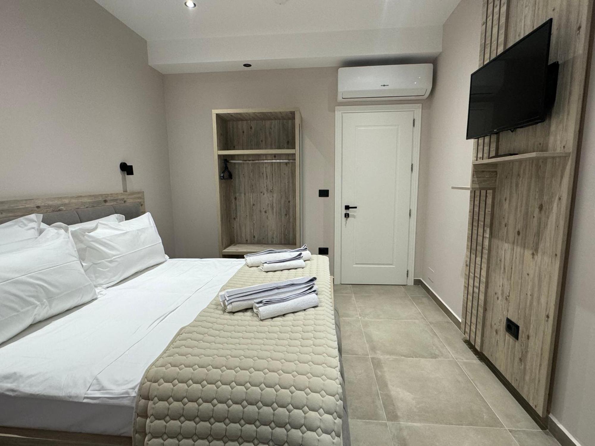 Hotel Kseal Përmet Esterno foto
